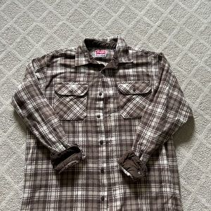 Wrangler brown plaid flannel